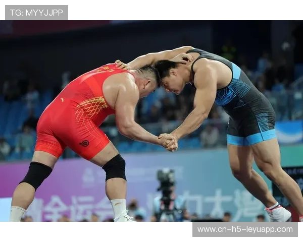 重竞技赛场传来好消息，摔跤队新周期训练效果凸显